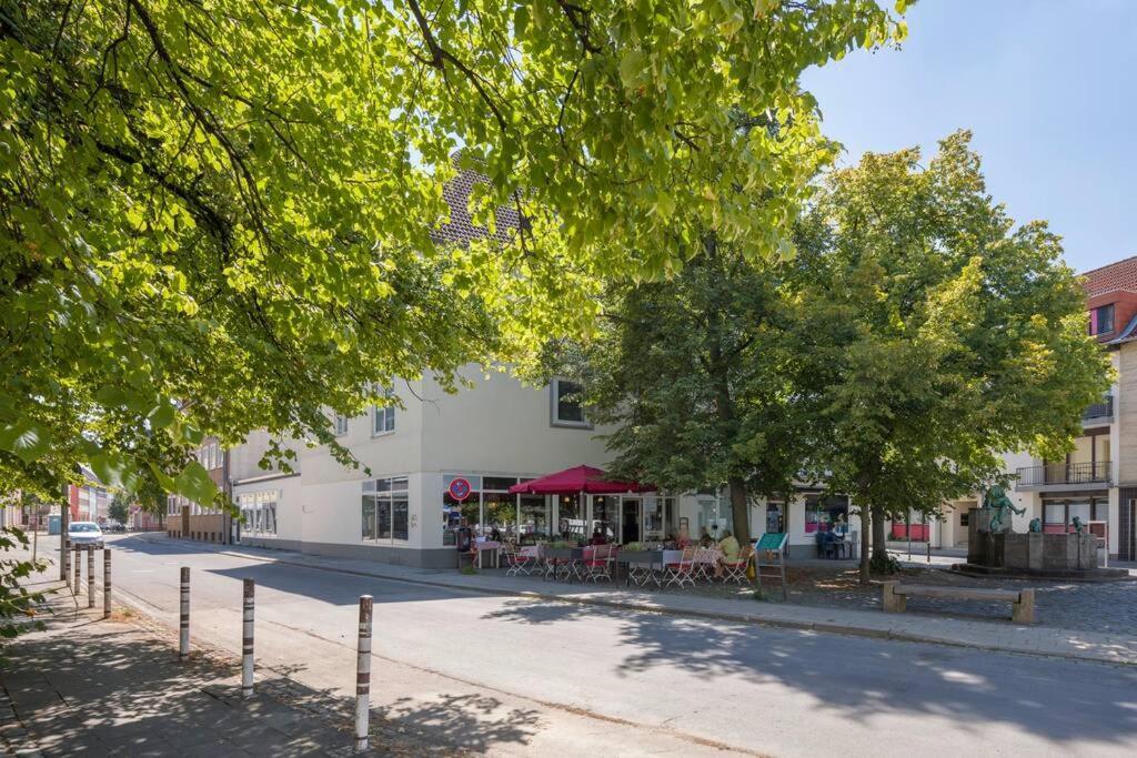 Apartment Im Herzen Von Braunschweig Mit Parkplatz Luaran gambar